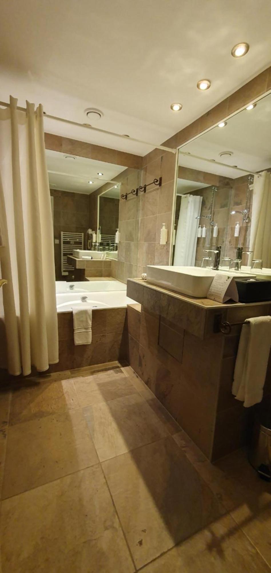 Demeures & Chateaux - Hotel Greuze & Spa Tournus Exteriör bild